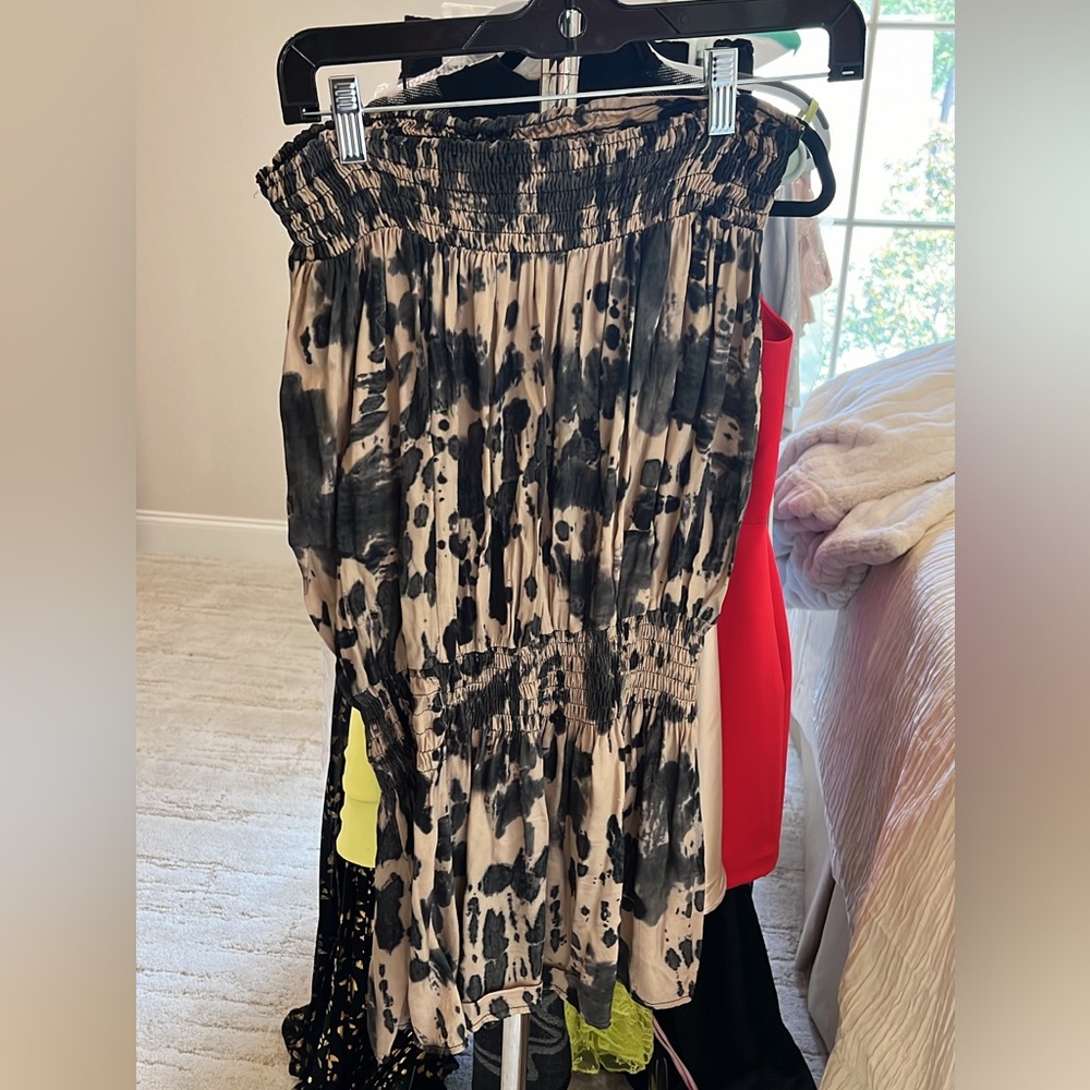 Tie die strapless dress